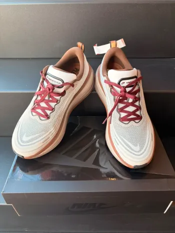Nike Vomero Plus bike d'occasion — image 3 sur 7