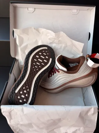 Nike Vomero Plus bike d'occasion — image 5 sur 7