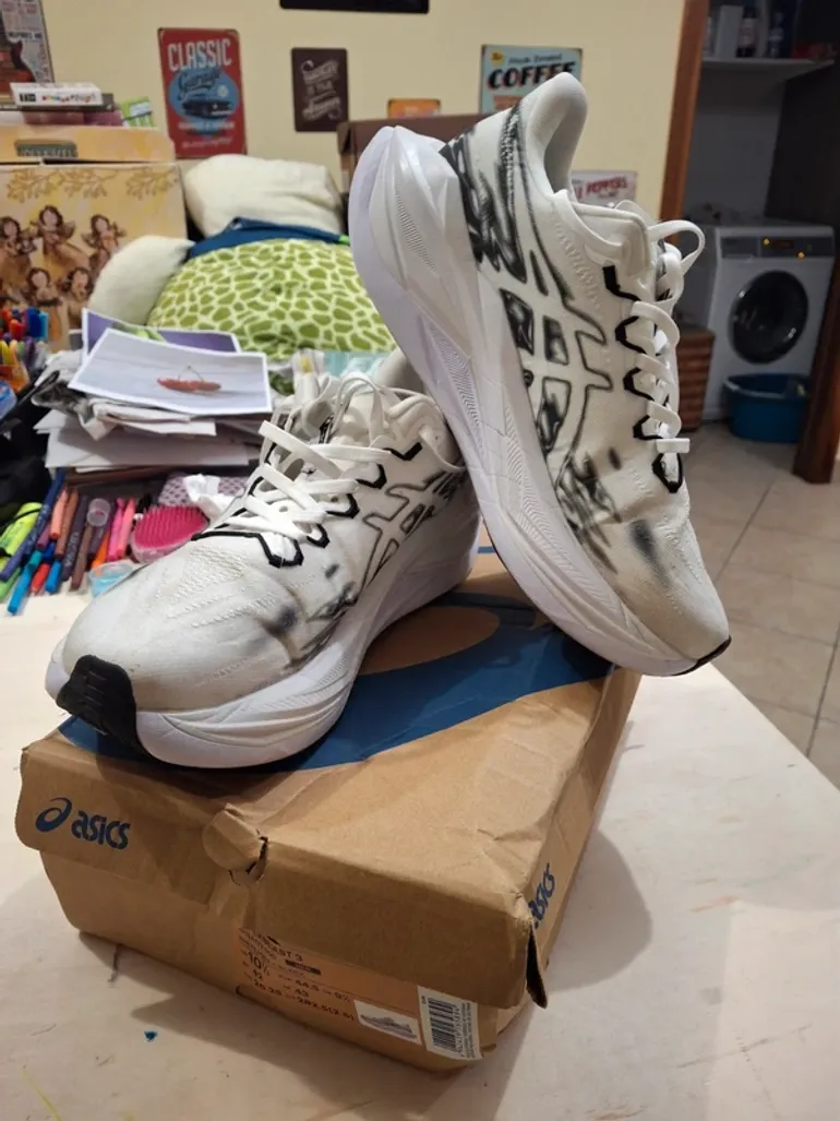 Asics Superblast 3 bike d'occasion — image 3 sur 14