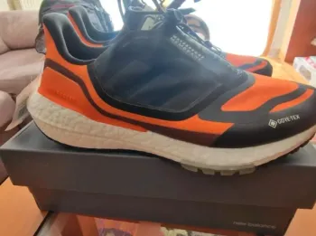Tweedehands Adidas Ultraboost Gore-Tex bike — afbeelding 3 van 5