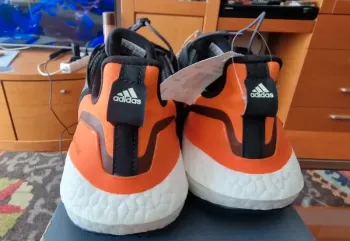 Tweedehands Adidas Ultraboost Gore-Tex bike — afbeelding 4 van 5