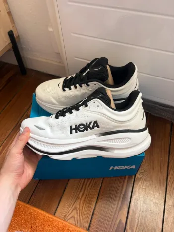Brugt Hoka Bondi 9 bike