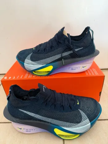 Used Nike air zoom alphafly next% 3 bike — image 2 of 6