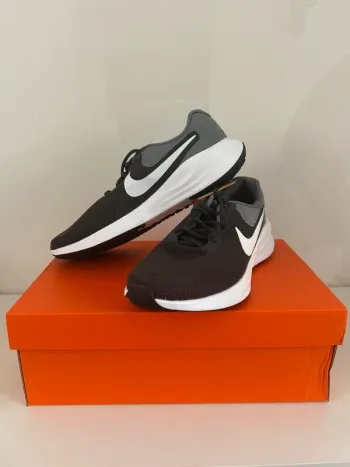 Brugt Nike Revolution 7 bike