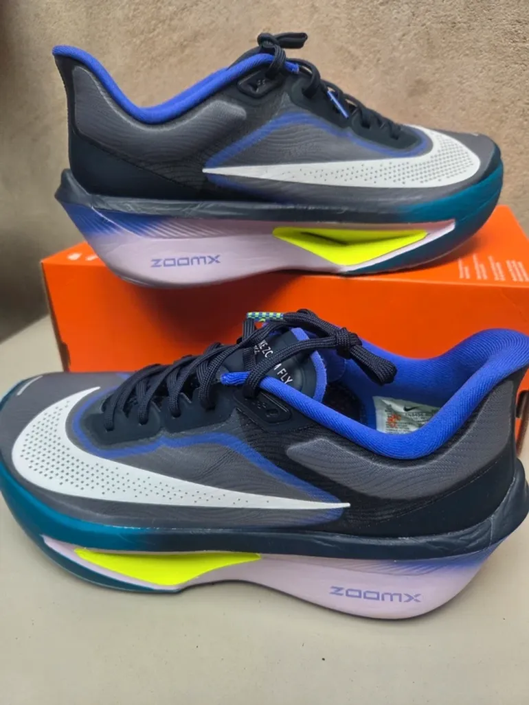 Used Nike Zoom Fly 6 bike — image 3 of 7