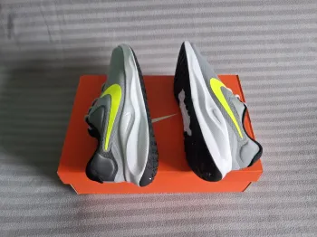 Gebrauchtes Nike Baskets Adulte bike — Bild 9 von 11