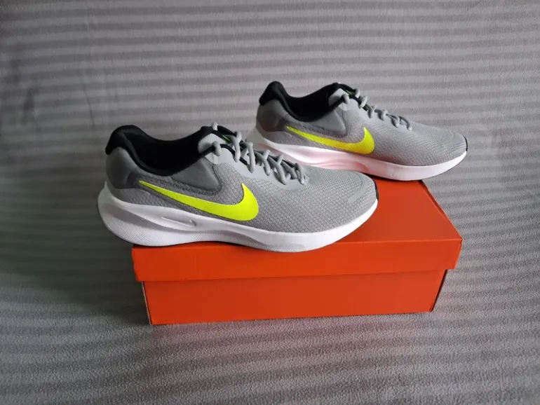 Gebrauchtes Nike Baskets Adulte bike — Bild 3 von 11
