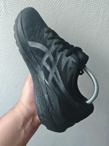 Brugt Asics GEL-KAYANO 28 bike — billede 3 af 11