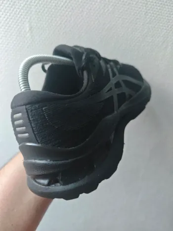 Brugt Asics GEL-KAYANO 28 bike — billede 4 af 11