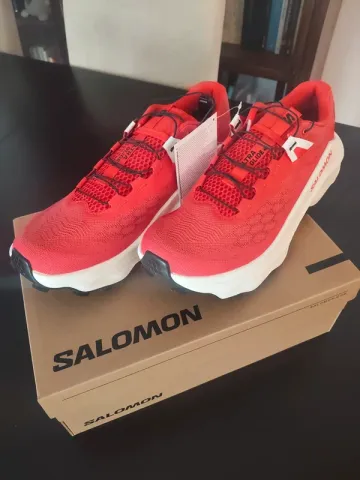 Used Salomon Ultra Glide 4 Running Shoes