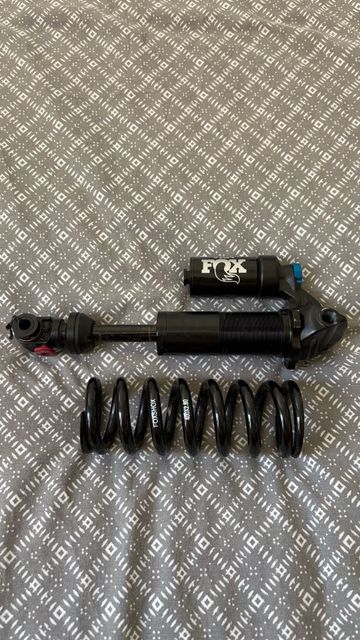 Used Fox Van RC 2023 bike — image 3 of 8