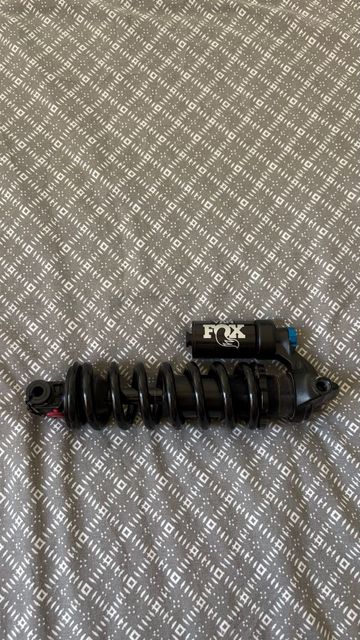 Used Fox Van RC 2023 bike — image 1 of 8