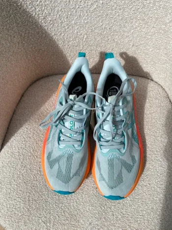 Gebrauchtes Asics Novoblast 5 bike — Bild 3 von 9