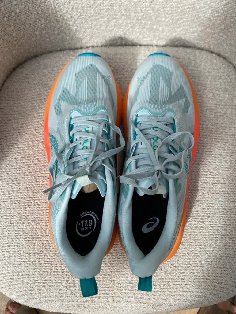 Gebrauchtes Asics Novoblast 5 bike — Bild 8 von 9