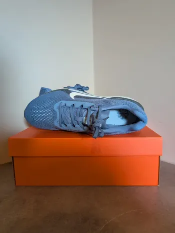 Used Nike Winflow 11 Air bike — image 5 of 6