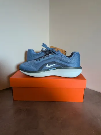 Used Nike Winflow 11 Air bike — image 2 of 6