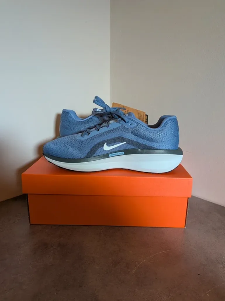 Used Nike Winflow 11 Air bike — image 2 of 6