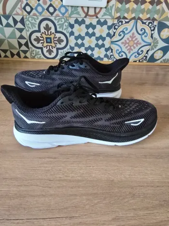 Brugt Hoka Clifton 9 bike — billede 9 af 11