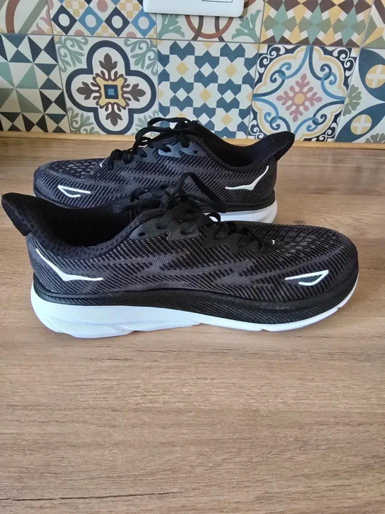 Brugt Hoka Clifton 9 bike — billede 9 af 11