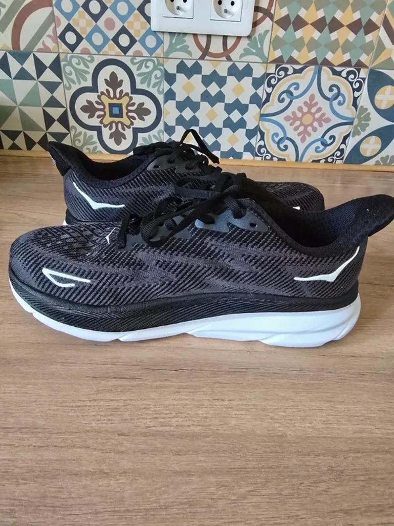 Brugt Hoka Clifton 9 bike — billede 11 af 11