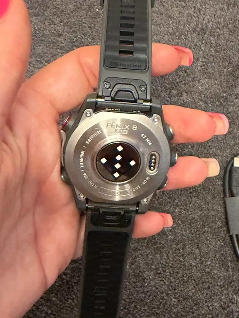 Used Garmin Fenix 8 PRO bike — image 6 of 8