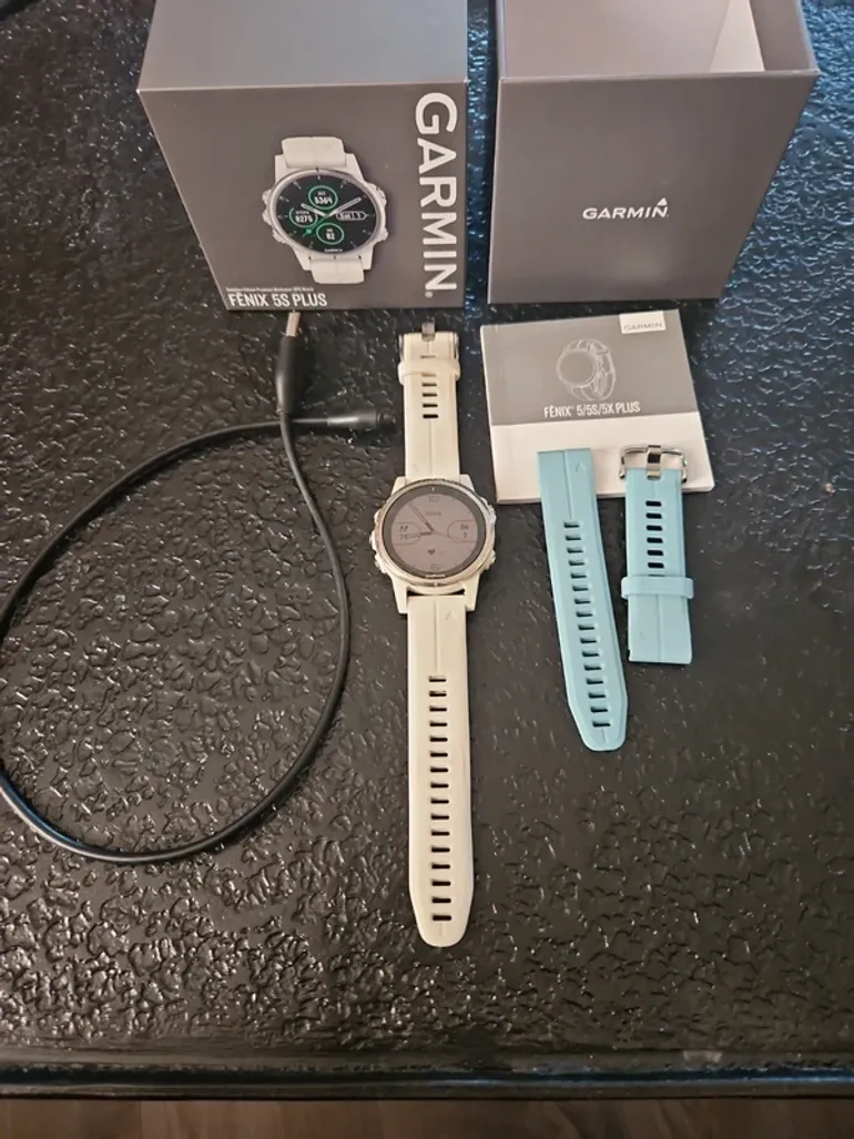 Used Garmin Fenix 5S Plus Saffierglas bike — image 8 of 11