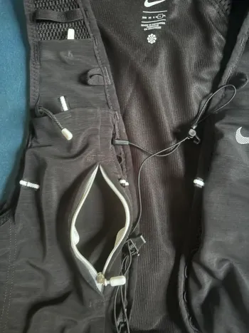 Gebrauchtes Nike Gilet d'hydratation Running Trail bike — Bild 2 von 9