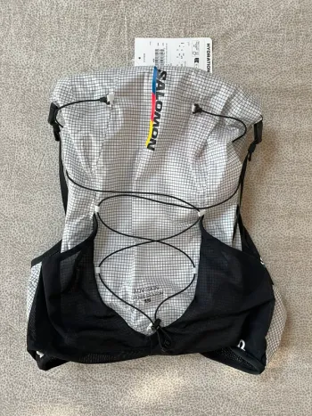 Salomon ADV Skin Cross Season Race Flag 15L bike d'occasion — image 2 sur 7