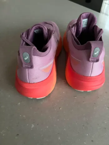 Tweedehands Asics hardloopschoenen bike — afbeelding 3 van 4