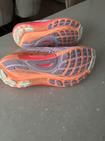 Tweedehands Asics hardloopschoenen bike — afbeelding 2 van 4