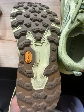 Gebrauchtes New Balance Hierro V9 2026 bike — Bild 4 von 5