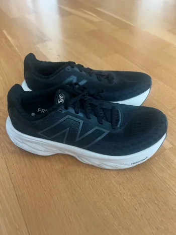 Brugt New Balance 1080 bike