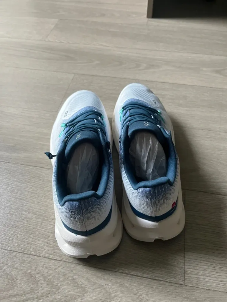 Gebrauchtes On Running Shoes bike — Bild 4 von 4