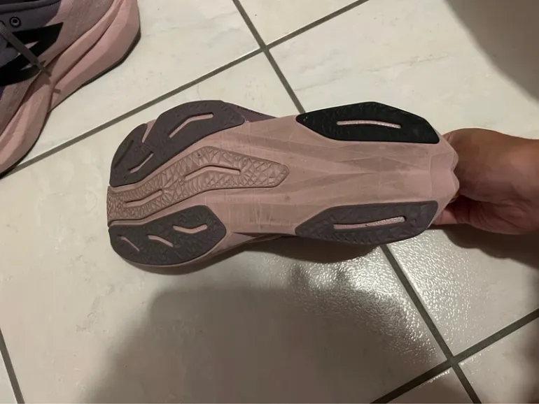 Used New Balance Rebel V4 bike — image 2 of 5