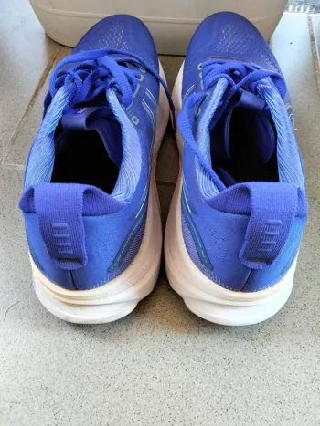 Scarpa Gel-Kayano 32 bike d'occasion — image 3 sur 5