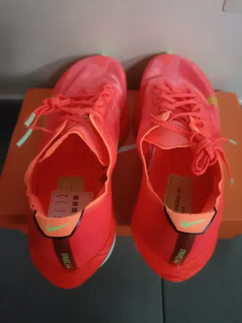 Scarpa Vaporfly Next% 4 bike usato — immagine 5 di 8
