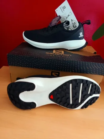 Salomon Shoes 37 1/3 bike d'occasion — image 2 sur 5