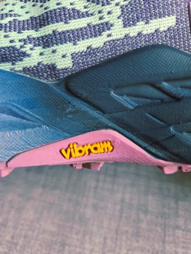 Gebrauchtes Hoka Speedgoat 5 bike — Bild 6 von 7