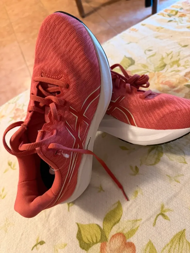 Gebrauchtes Asics Shoes bike — Bild 4 von 4