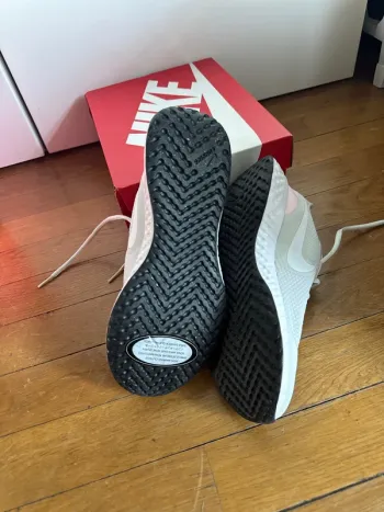 Brugt Nike Revolution bike — billede 2 af 3