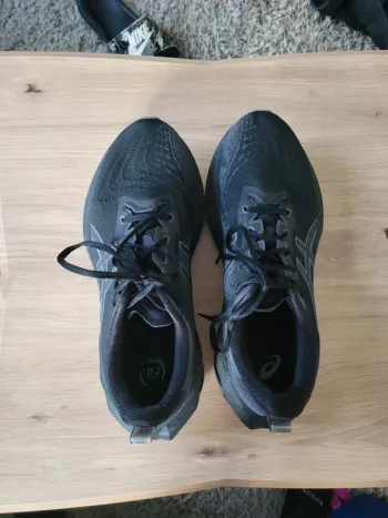 Brugt Asics Novablast 4 bike — billede 4 af 6