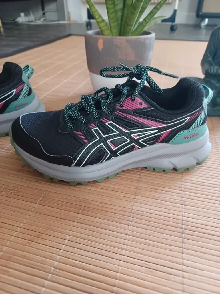 Używany Asics Trail Scout 2 bike — zdjęcie 2 z 4