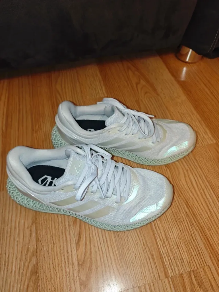 Tweedehands Adidas Run 4D 1.0 LTD Parley bike — afbeelding 4 van 6