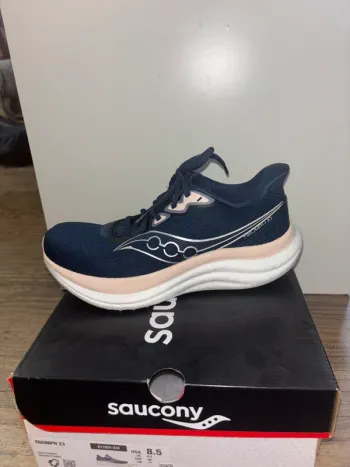 Used Saucony Triumph 23 bike — image 2 of 6