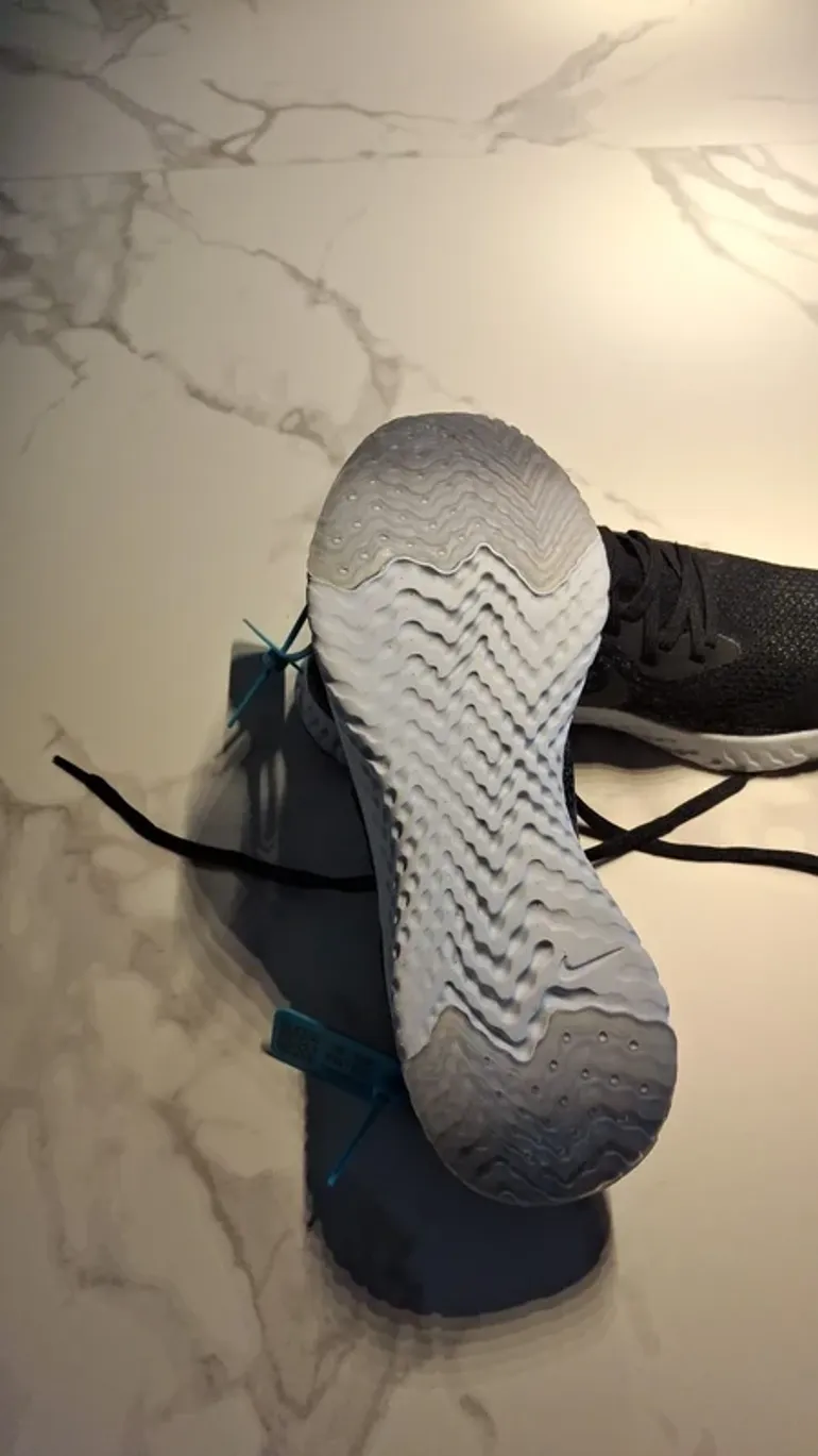 Tweedehands Nike Epic React bike — afbeelding 4 van 4