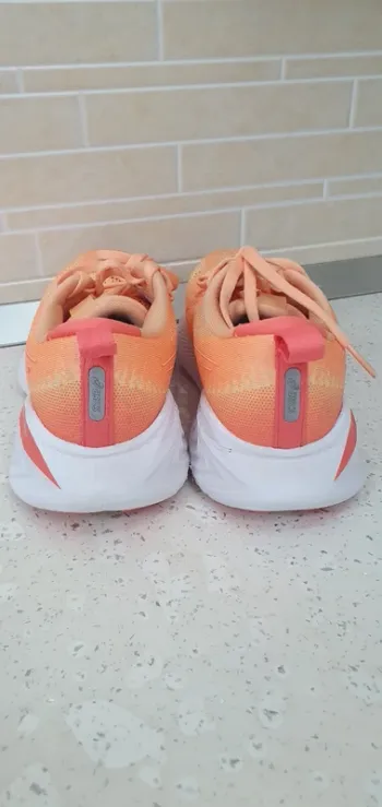 Used Asics Gel Cumulus 25 bike — image 4 of 9