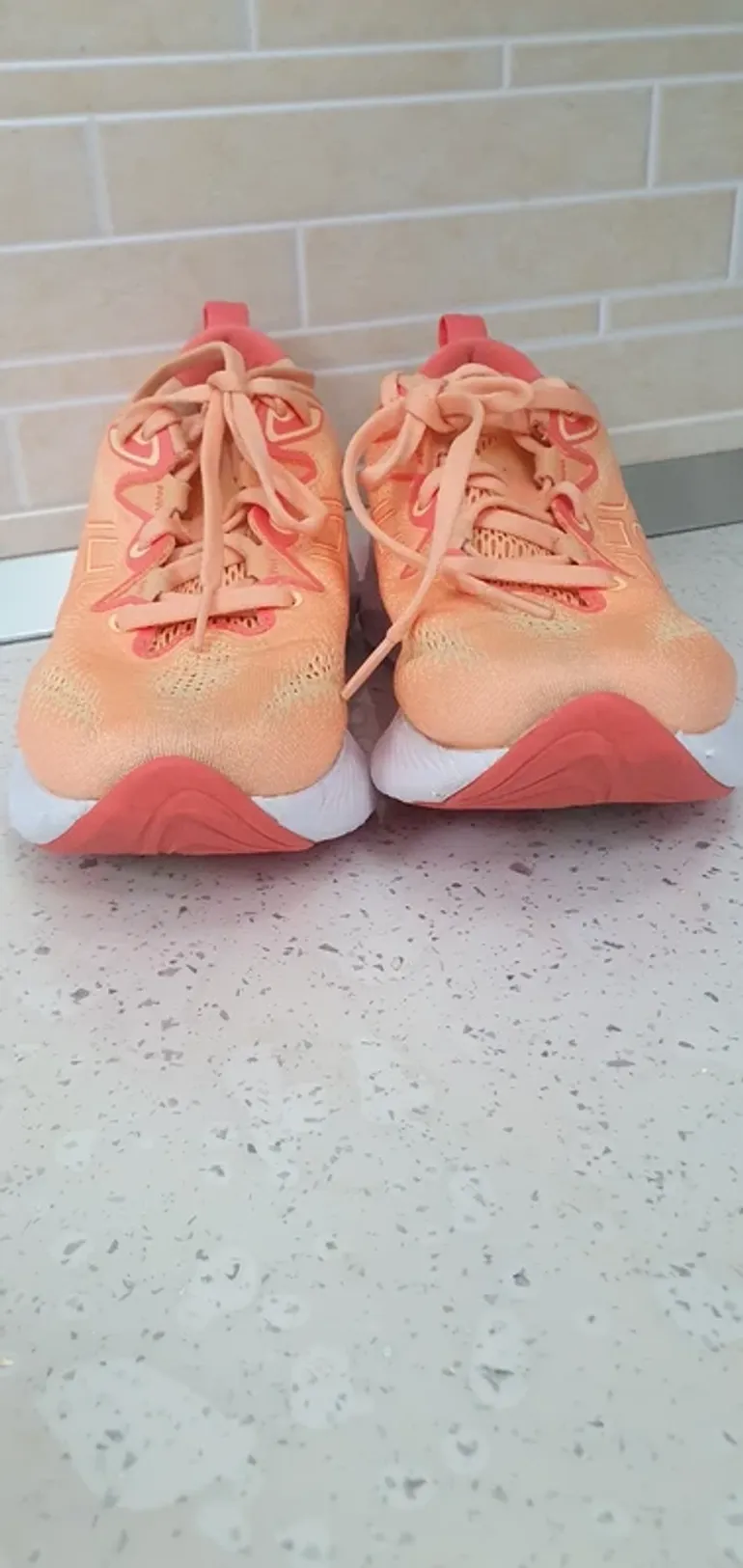 Used Asics Gel Cumulus 25 bike — image 3 of 9