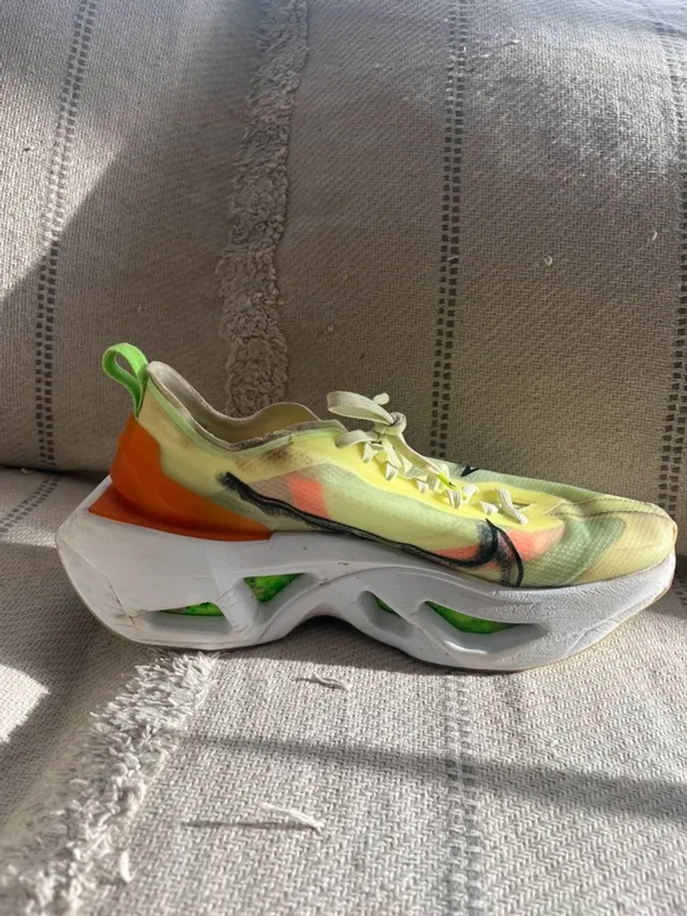Orange Nike ZoomX Vista Grind 2019 bike d'occasion — image 3 sur 8