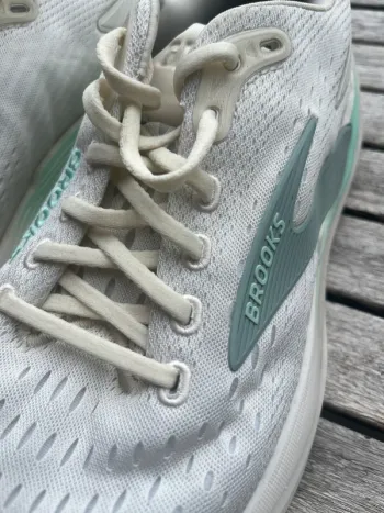 Used Brooks Ghost Max bike — image 5 of 7