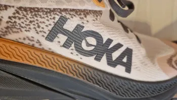 Used Hoka Challenger 7 GTX bike — image 12 of 12